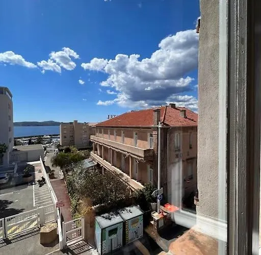 Centre Historique Vue شقة *