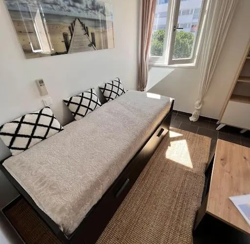 Centre Historique Vue Сент-Максім